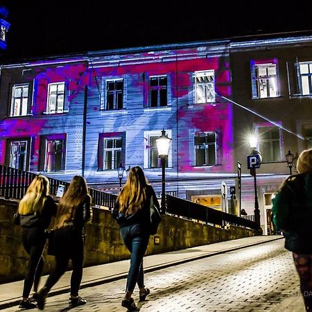 Artrooms Pokoje Goscinne Krosno Exterior foto